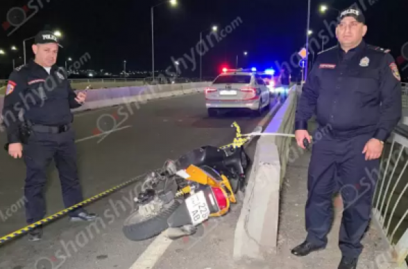 Սիլիկյան նոր խճուղում հայտնաբերվել են կողաշրջված մոպեդներ. 22-ամյա մոպեդավարը հիվանդանոցում մահացել է