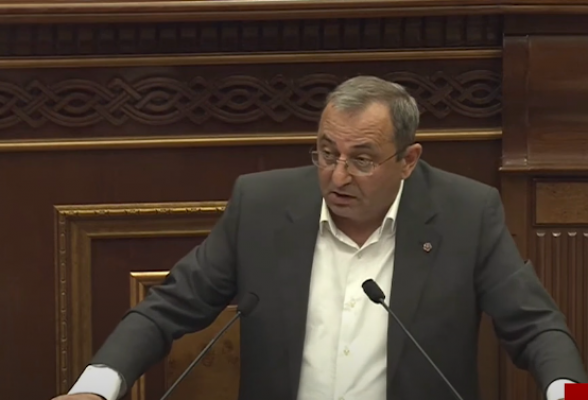 В отношении Армянской Апостольской церкви и ее священнослужителей сеется ненависть – Арцвик Минасян (видео)