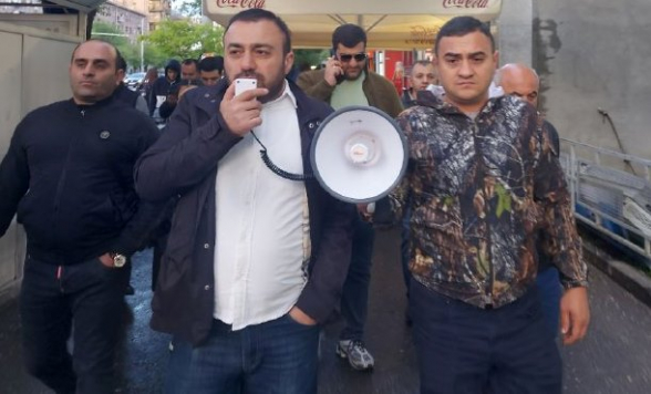 Присоединяйтесь к общенародной волне – Манук Сукиасян (видео)