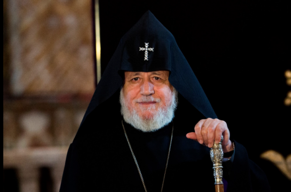 Հույսով ու լավատեսությամբ զինվենք, հիշենք մեր նախնիների սխրանքները, լինենք միակուռ ու միաբան. Կաթողիկոս