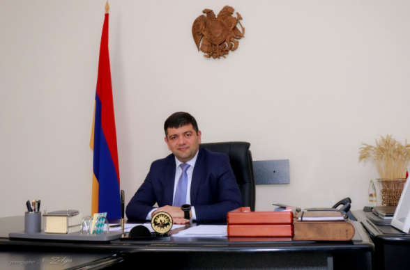 В Капане неизвестные пытались поджечь автомобиль главы общины Геворга Парсяна