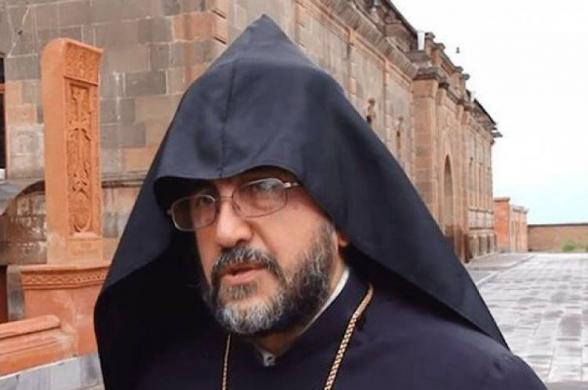 Տեղի է ունեցել հանդիպում Միքայել Արքեպիսկոպոս Աջապահյանի և Շիրակի մարզի ավագանիների միջև