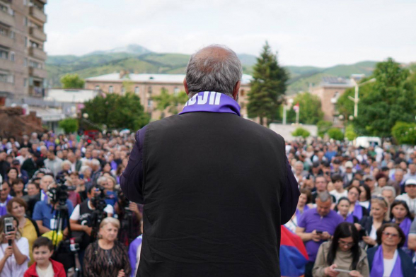 Митинг в Ванадзоре под предводительством Баграта Србазана (видео)