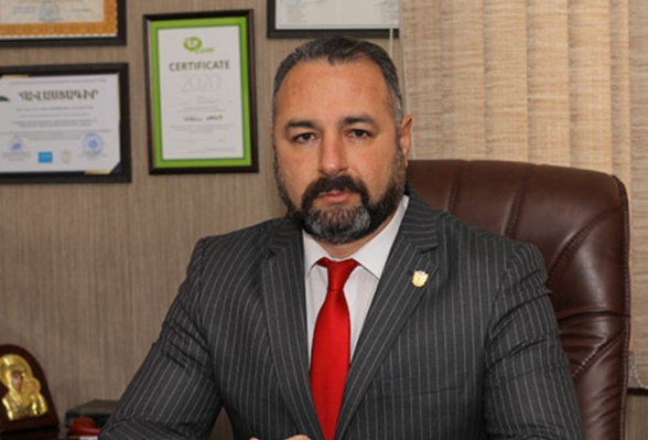 Ազգությամբ ասորի, երեք անչափահա երեխաների հայր Էդգար Յուխանաևը կալանավորվել է Բաղրամյան պողոտայի դեպքերի առնչությամբ