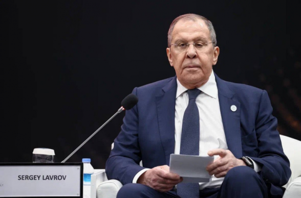 В отличие от западных псевдопосредников, Россия не подталкивает Ереван и Баку к поспешному заключению мира – Лавров