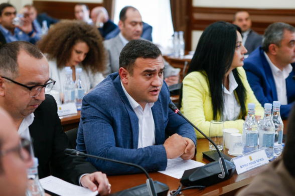 До завершения 2 лет или «48 месяцев» Авиняна осталось 3 месяца, но станция метро «Ачапняк» не построена – Григор Искандарян (видео)