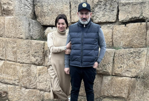 Никол Пашинян и Анна Акопян превращают «гордых граждан» в материал для штрафования