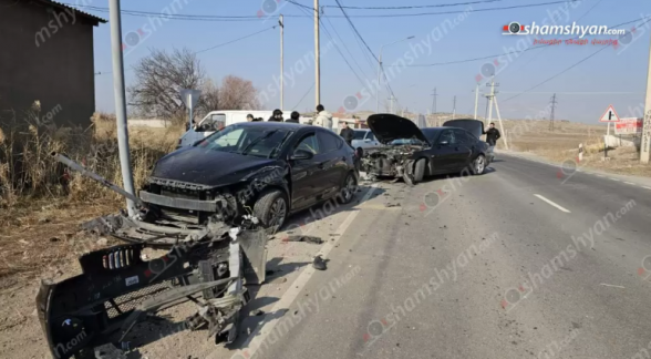Զովունի-Եղվարդ ավտոճանապարհին բախվել են «BMW»-ն և «Hyundai Elantra»-ն