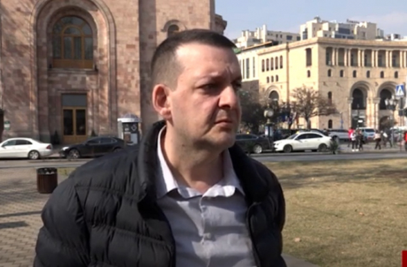 Фактически, народу хотели навязать двойную цену, чтобы получать сверхприбыль и прикарманивать ее