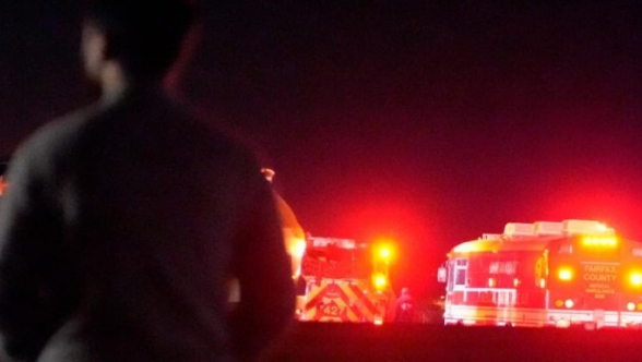 ԱՄՆ-ում ուղևորատար ինքնաթիռի և ռազմական ուղղաթիռի բախումից հետո գետից դուրս է բերվել 18 մարդու մարմին (տեսանյութ)