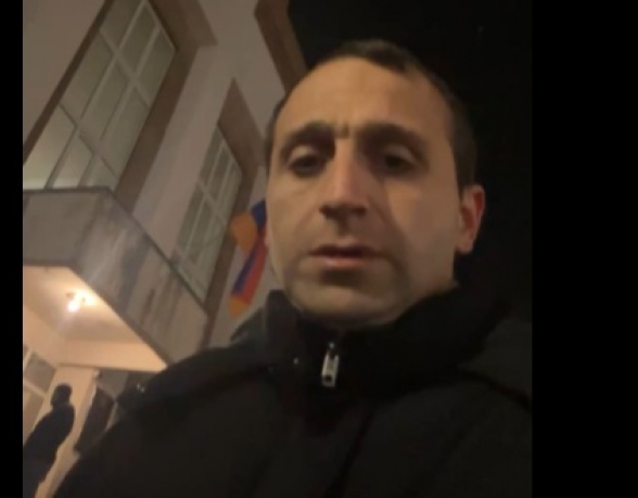 Հանրապետության հրապարակում ադրբեջանցիների մասնակցությամբ տեսանյութ տարածած անձը ձերբակալվել է, նա արցախցի է (տեսանյութ)