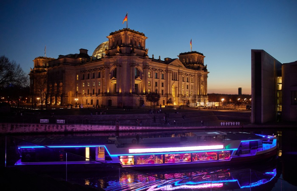 «Христианский союз» побеждает на выборах в Германии