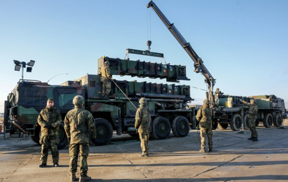 ЕС приостанавливает разработку нового пакета военной помощи Киеву – «Politico»