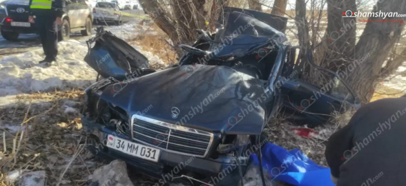 Գեղարքունիքի մարզում «Mercedes»-ը դուրս է եկել երթևեկելի գոտուց և բախվել ծառերին․ կա 1 զnh, 3 վիրшվnր