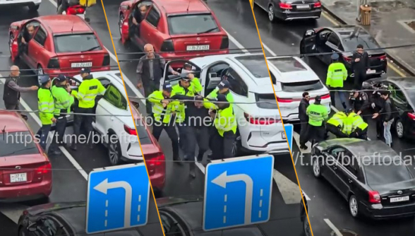 «Չեմ հայհոյել, սիգնալ եմ տվել միայն». պարեկների կողմից բիրտ ուժի կիրառմամբ բերման ենթարկված վարորդը՝ կատարվածի մասին (տեսանյութ)