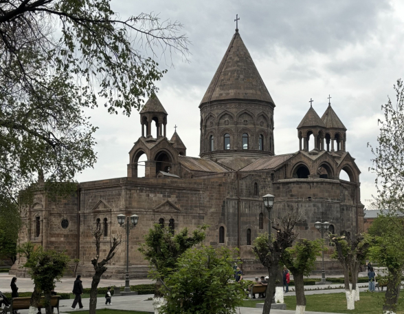 Մայր Աթոռը դատապարտում է Ադրբեջանի կողմից Հռոմում կազմակերպված հակահայկական միջոցառումը. հայտարարություն