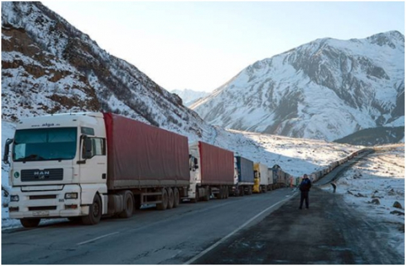 Дорога Степанцминда-Ларс закрыта для всех видов транспортных средств