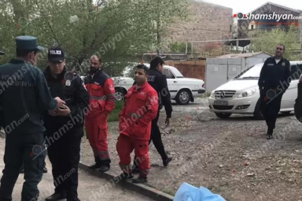 Երևանում՝ Սիսակյան փողոցի շենքերից մեկի բակում, հայտնաբերվել է 45-ամյա կնոջ մարմին