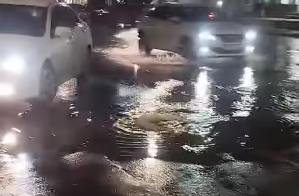 Բաղյան-Գյուրջյան խաչմերուկում կոյուղաջրերի արտահոսք է և հակասանիտարական վիճակ (տեսանյութ)