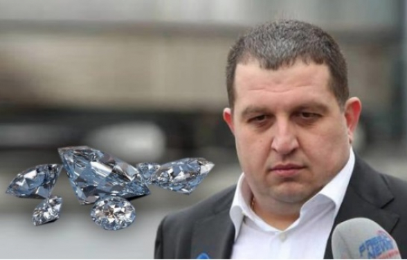 Իշխանության հովանավորյալ Նարեկ Նալբանդյանը չի վճարում պարտքերը, բայց միլիոններով նոր բիզնեսներ է գնում. «Ժողովուրդ»