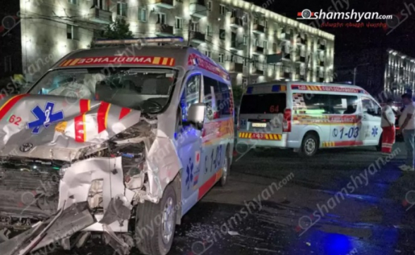 Երևանում բախվել են շտապօգնության ավտոմեքենան ու «Range Rover»-ը. կան տուժածներ