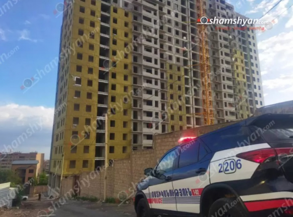 Ողբերգական դեպք. նորակառույց շենքի 5-րդ հարկից աշխատակիցը վայր է ընկել. նա հիվանդանոցում մահացել է