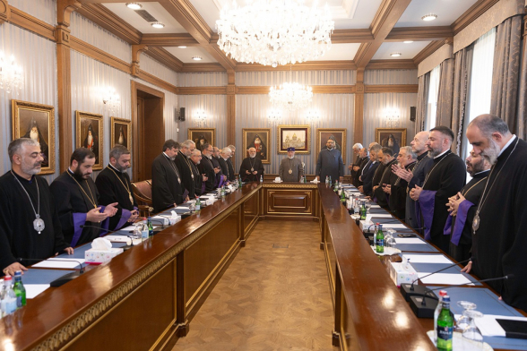 Կառավարության ղեկավարի հակաեկեղեցական պահվածքը հղի է կործանարար հետևանքներով․ Մայր Աթոռ