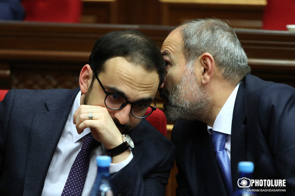 Ավինյանին փոխարինել է Նիկոլ Փաշինյանը, իսկ տնօրենն ԱԳ նախարարի կինն է. «Նոր ԱՆԻՖ». «Ժողովուրդ»