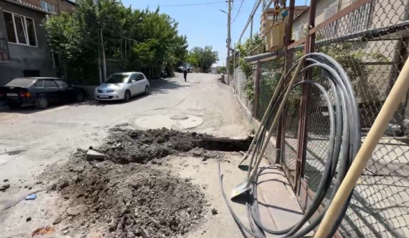 Ջրահեռացման և կոյուղատար համակարգերի տոտալ բացակայություն Սարի թաղում (տեսանյութ)