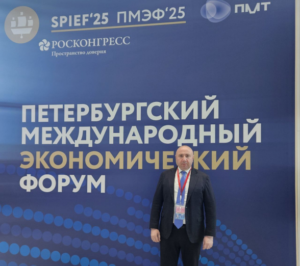 «Մայր Հայաստան» շարժման առաջնորդ Անդրանիկ Թևանյանը մասնակցում է Սանկտ Պետերբուրգում տեղի ունեցող միջազգային տնտեսական ֆորումին (տեսանյութ)