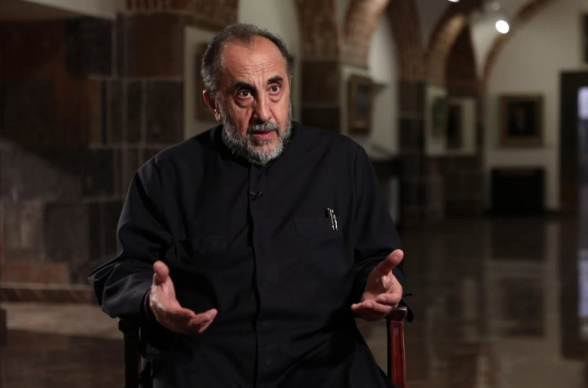 Չեմ վախենում. Շիրակի թեմի առաջնորդն` իր դեմ հարուցված գործի և հակաեկեղեցական արշավի մասին