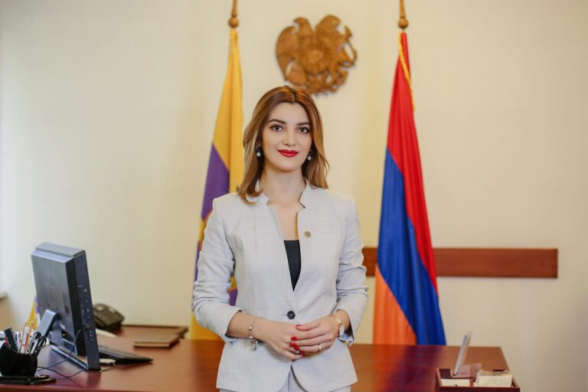 էջմիածնի նախկին համայնքապետ Դիանա Գասպարյանին Հակակոռուպցիոն կոմիտեն մեղադրանք է առաջադրել