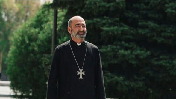 Ղեկավարությանը հաճոյանալու ձեր բարձր ունակությունը գերազանցում է ձեր գիտելիքներին․ Տեր Գաբրիելը՝ Ռուբինյանին