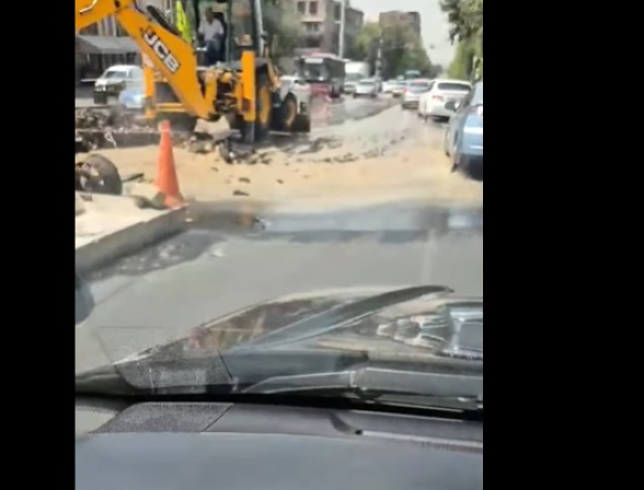 Ողջ Արաբկիրը ողողել են կոյուղաջրերով (տեսանյութ)