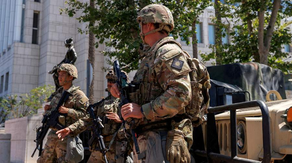 В США мобилизовали 800 бойцов Нацгвардии для обеспечения безопасности в Вашингтоне