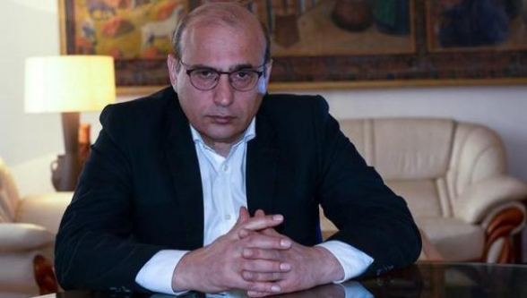 Պարտությունը խաղաղություն է, խաբելը նորաձև է