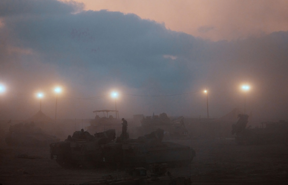 Израильские военные закрепляются на позициях в городе Газа