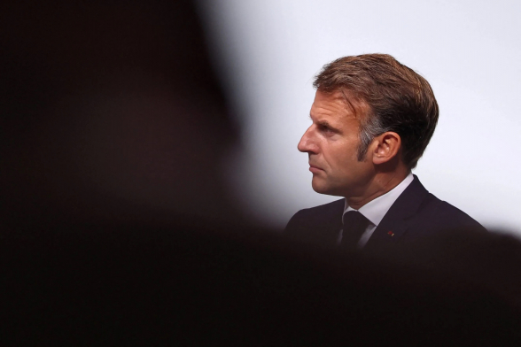 Макрон может уйти в отставку – «Politico»