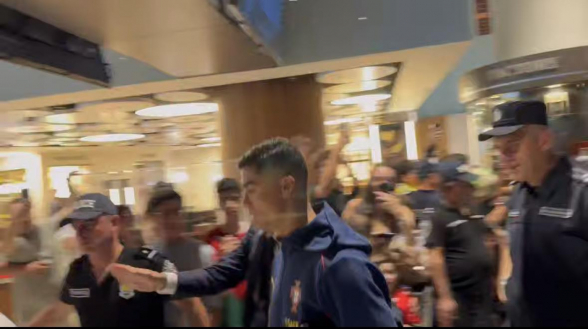 Роналду прибыл в Ереван (видео)