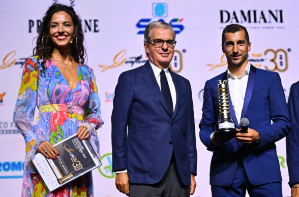 «Gentleman Award». Հենրիխ Մխիթարյանն արժանացել է «Gentleman Inter» մրցանակին