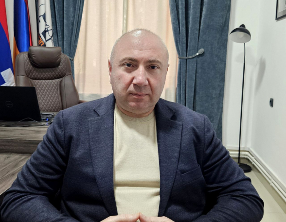 В Ереване действует банда: поджог автомобиля и избиение в масках – Андраник Теванян (видео)