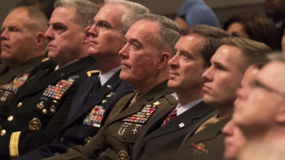 Глава Пентагона внезапно созвал 800 генералов и адмиралов без объяснения причины