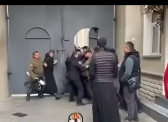 Զելենսկու և Փաշինյանի միանման հարձակումները եկեղեցու դեմ (տեսանյութ)