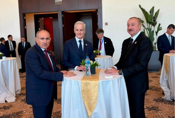 Փաշինյանն ու Ալիևը զրուցել են Շարմ Էլ Շեյխում. միացել է նաև Պակիստանի վարչապետը (տեսանյութ)