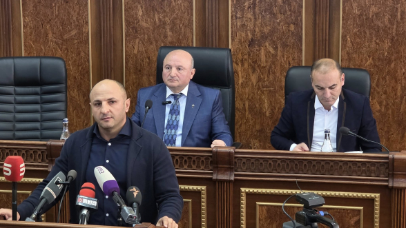 Когда Гюмри обладает потенциалом стать движущей силой экономики страны, молчание недопустимо – Карен Симонян (видео)