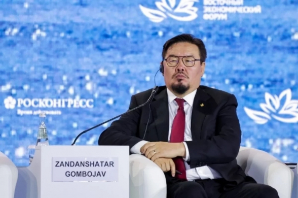 Премьер-министр Монголии Занданшатар ушел в отставку