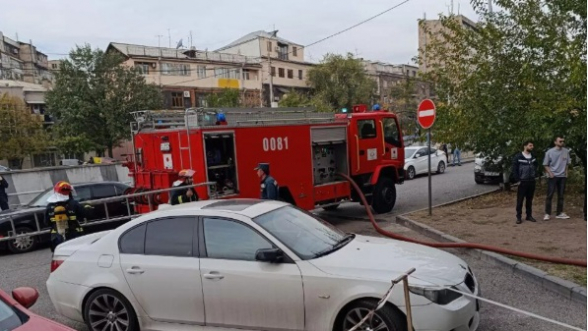 Հրդեհ է բռնկվել Երևանի շախմատի տան մոտ գործող «Տաշիր Պիցցա» սննդի կետում