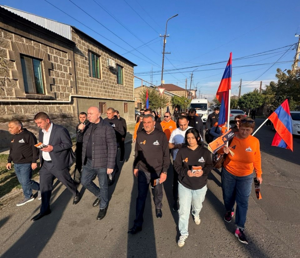 Присоединяйся, чтобы изменить: Эчмиадзин (видео)