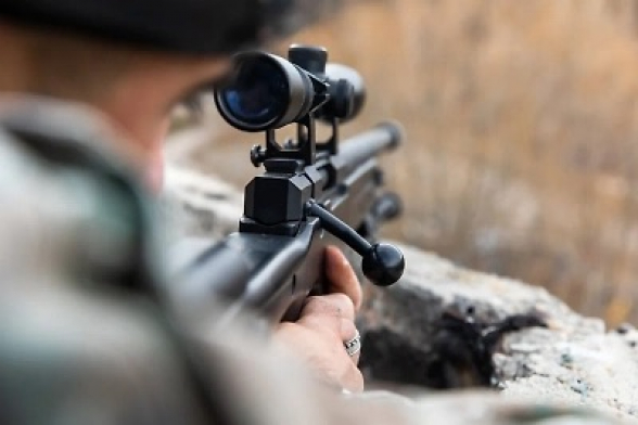 Вучич сообщил о ведущихся в Белграде поисках приезжих снайперов