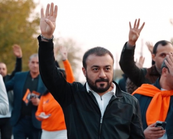 Արգիշտի Մեխակյա՛ն, դու ամոթից գետինը չես մտնո՞ւմ․ Մանուկ Սուքիասյան (տեսանյութ)